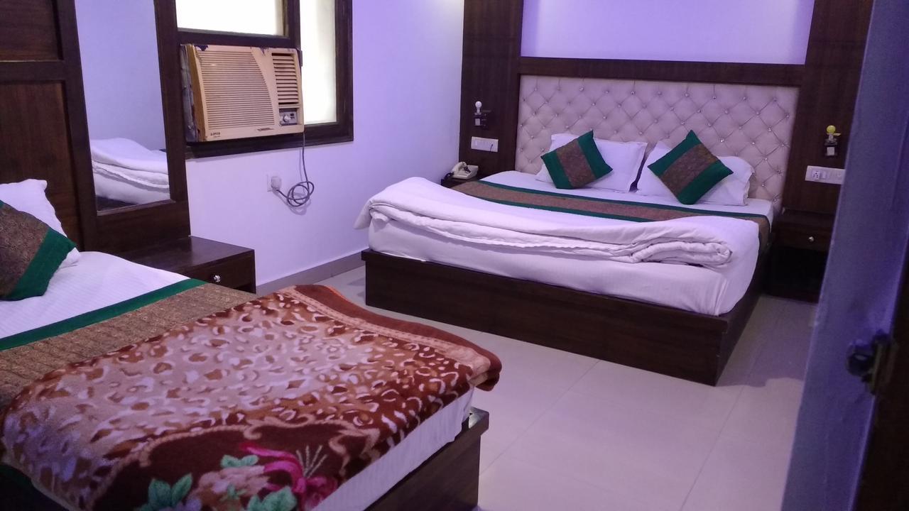 Vishal Hotel By Comfort Rooms ニューデリー エクステリア 写真